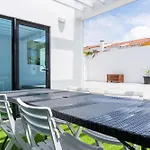 Encanto Terrace House