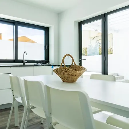 Encanto Terrace House