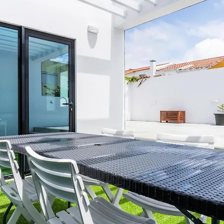 Encanto Terrace House