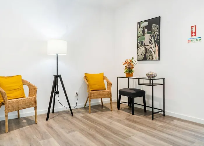 Encanto Terrace House *