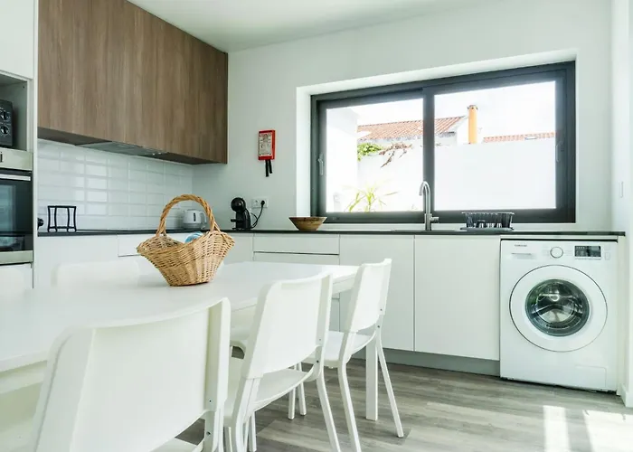 Encanto Terrace House Apartment