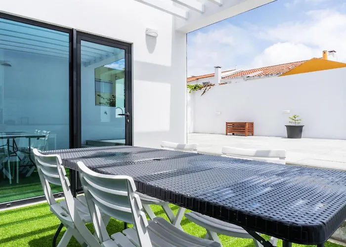 Encanto Terrace House